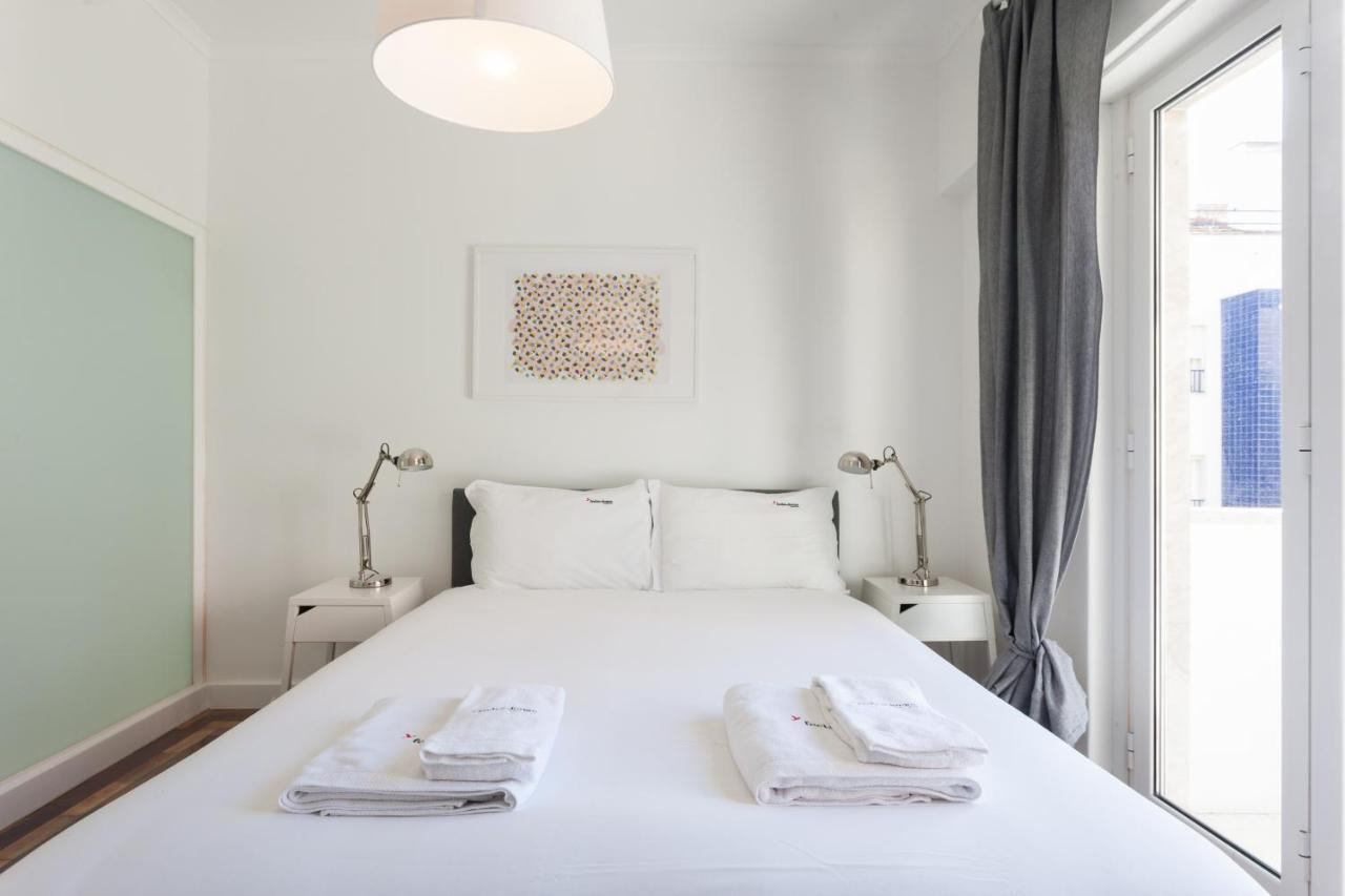 리스본 Flh Graca Charming Flat With Balcony 아파트 외부 사진